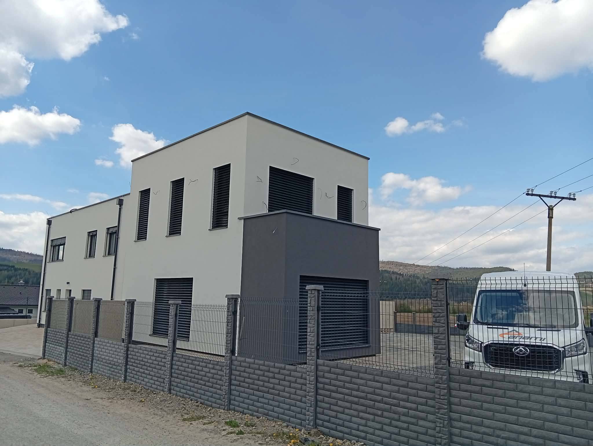 Dodávka a montáž vonkajších žalúzií – foto 2